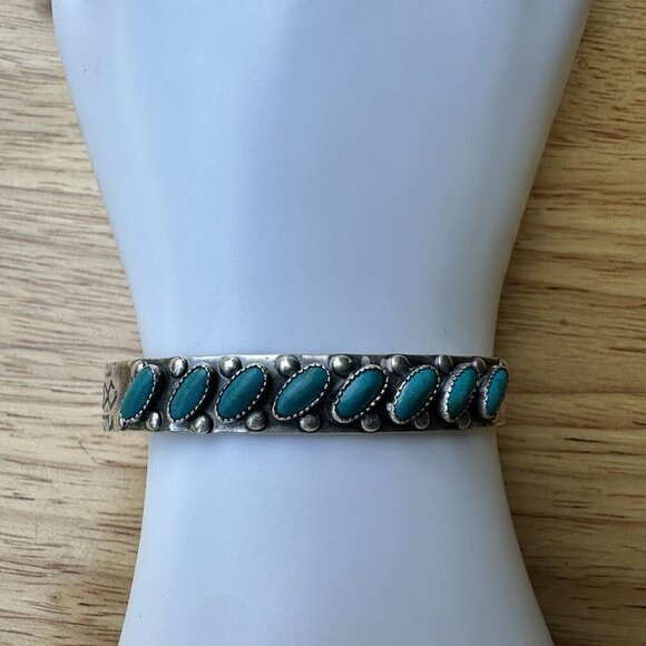 VTG Navajo Open Cuff Bracelet Size 5.75 Blue Turquoise 7 Cabs 925 Sterling 13.9g - Picture 7 of 12